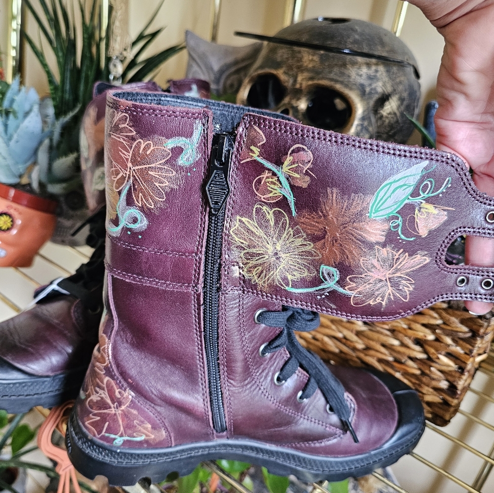 Palladium combat boots